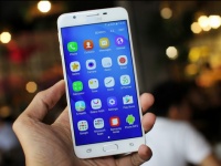 Samsung ������� � ������ �������� Galaxy J7 Prime