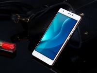  5- OUKITEL C4  LTE  Android 6.0  $60