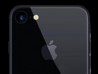 Apple  - iPhone 7  