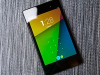   Google   SoC Snapdragon 820   Nexus 7P