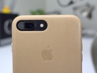 :    Apple Leather Case  iPhone 7 Plus
