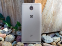       OnePlus 3T