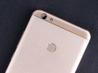 OUKITEL U15S c Full HD �������, 4 �� ��� � 13�� ������� �������� ��� ���������� �� $140