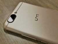  UMi Z  MediaTek Helio X27    