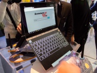 Lenovo      2--1 Yoga Book