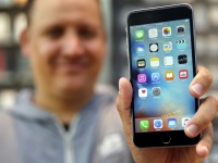 SMART tech:      iPhone 7