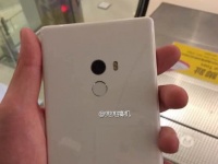 Xiaomi        Mi Mix