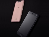 CES 2017:  ZTE Blade V8     Full HD 