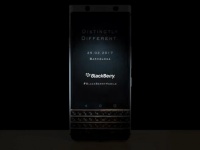     QWERTY- BlackBerry