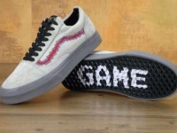  Vans  Converse -      