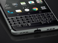 MWC 2017:  BlackBerry KEYone  QWERTY-  Android 7.1