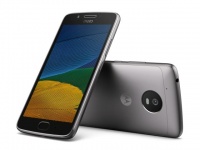MWC 2017:  Moto G5  Moto G5 Plus  Lenovo