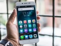  8- Vivo Y66  16 -  $230