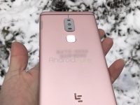 LeEco X920   -     