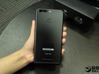         Huawei Honor Note 9