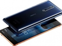  Nokia 8    