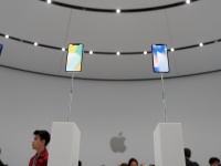  Apple  -     iPhone X
