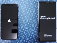    iPhone X  Samsung Galaxy Note 8 ()