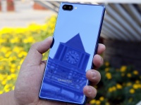 OUKITEL MIX 2        Antutu  Helio P25 - 62585 