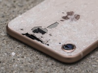 SMARTlife:   iPhone 8