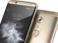 ZTE   Android 8.0 Oreo   Axon 7