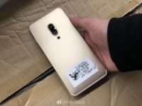   Meizu  : Meizu 15  mblu E3?
