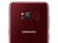     Galaxy S8      Burgundy Red