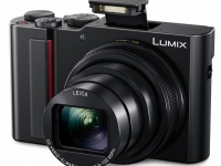    Panasonic Lumix DMC-ZS200