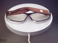  ,     Apple Glasses