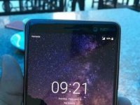   Nokia 7+    