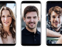 Samsung Galaxy S10   ,  iPhone X