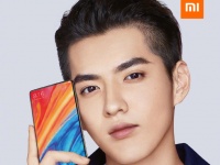  -  Xiaomi Mi Mix 2S