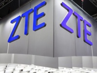         ZTE   2025 
