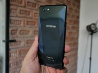  Oppo Realme 1    
