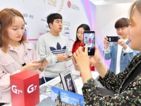   LG X5 (2018)  X2 (2018)