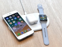 Apple         iPhone X