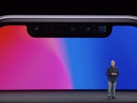 Apple    iPhone X  iPhone SE 