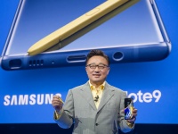  Samsung Galaxy Note9 -    