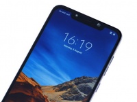 Pocophone F1  Xiaomi:      