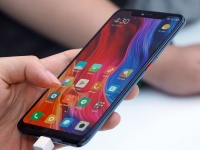    Xiaomi Mi 8   8  