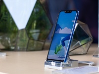 Huawei   road show     Huawei P smart+