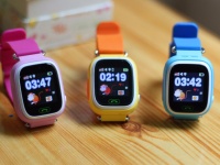     -: Apple Watch  , Q90 Smart Baby Watch  GPS - 