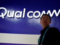  Apple   Intel       Qualcomm