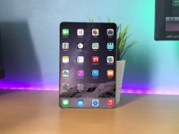 Apple    iPad 2019,    iPad mini 5
