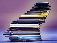 Qualcomm        Apple