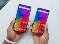  :   Samsung Galaxy S10  S10+,  