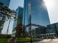 Samsung Electronics     4  2018      