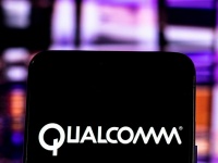  10     Qualcomm        