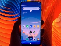   OnePlus 7      