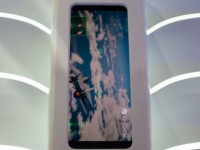     Sony Xperia 1. OnePlus       